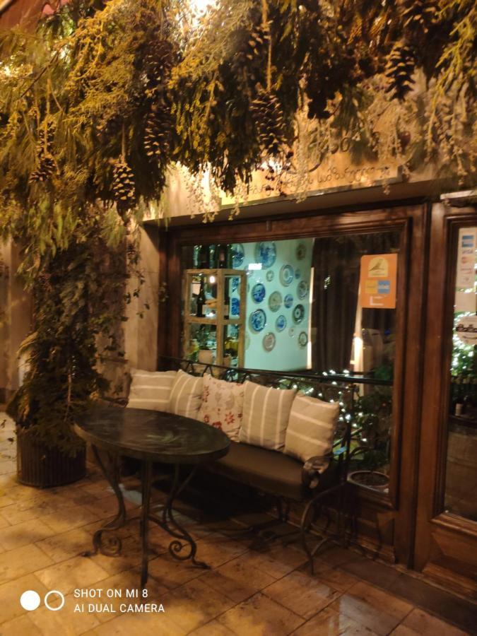 Honey Apartment Tbilisi Ngoại thất bức ảnh